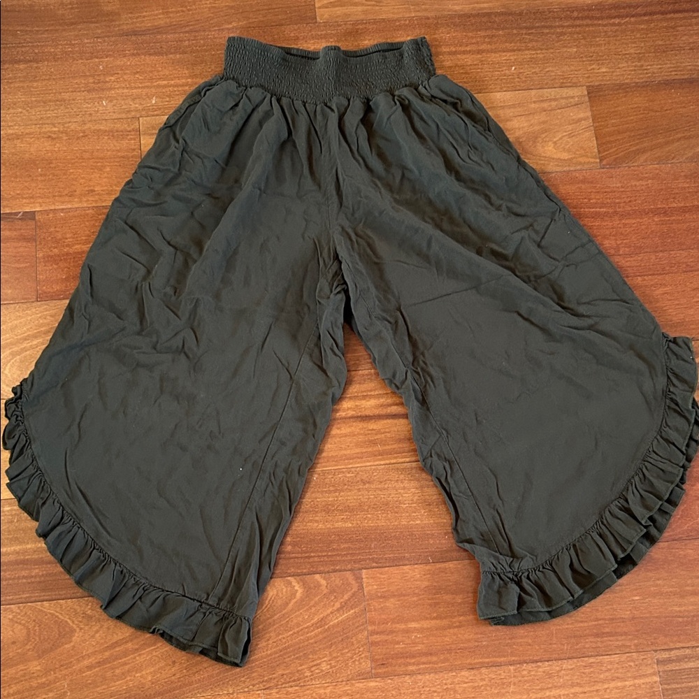 Perfectly Boho Rayon Ruffle Bottom Culottes